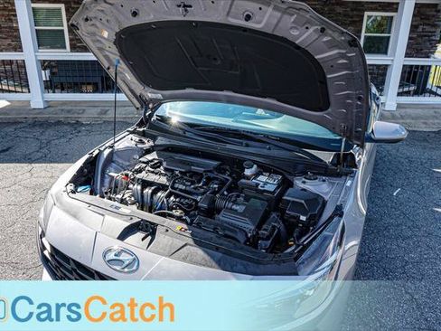Used 2021 Hyundai Elantra SEL FWD image 38