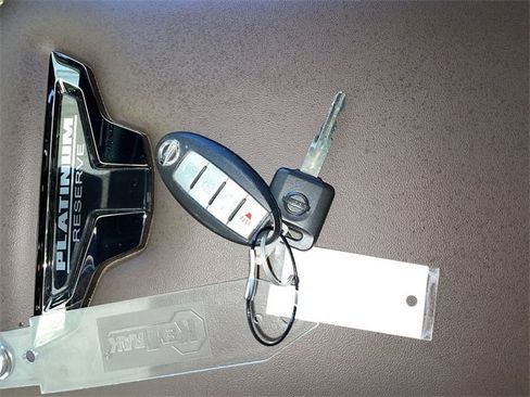 Certified 2021 Nissan Titan Platinum Reserve image 33