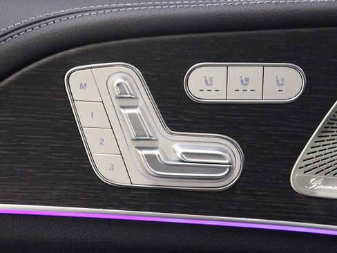 New 2026 Mercedes-Benz GLS 450 4MATIC image 17