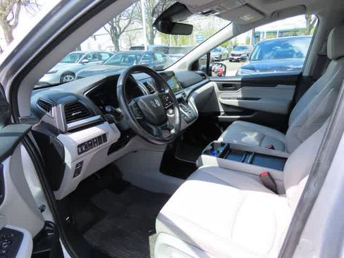 Certified 2023 Honda Odyssey EX-L image 2