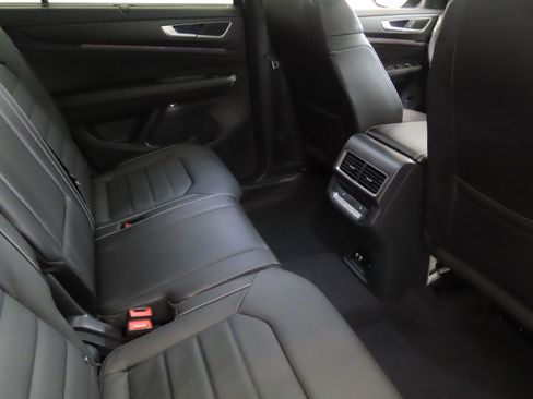 New 2026 Volkswagen Atlas Cross Sport SEL R-Line AWD/4WD image 26