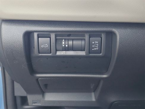 Used 2025 Subaru Forester Limited image 25