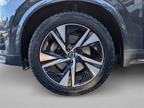 Used 2021 Volvo XC90 T6 R-Design w/ Advanced Package AWD/4WD image 24
