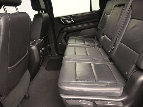 Used 2023 Chevrolet Suburban LT AWD/4WD image 14