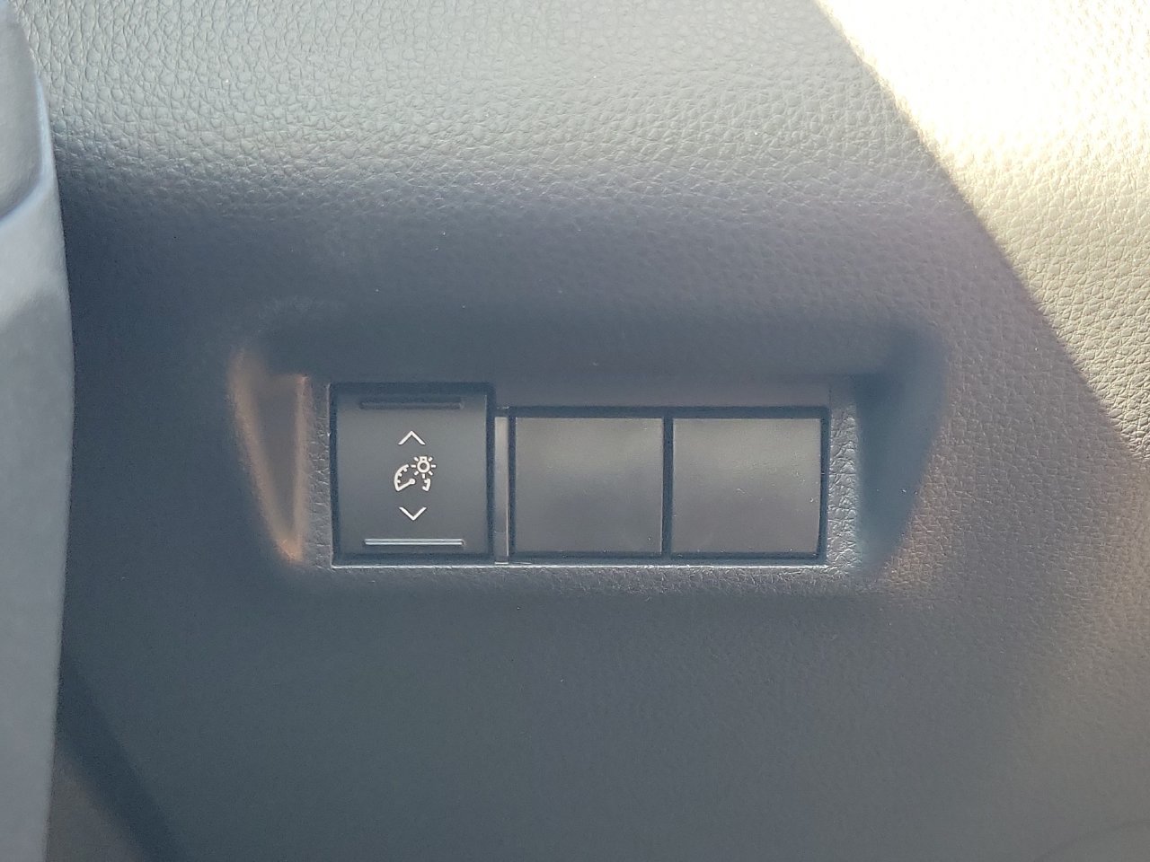 Used 2026 Toyota RAV4 LE FWD image 29