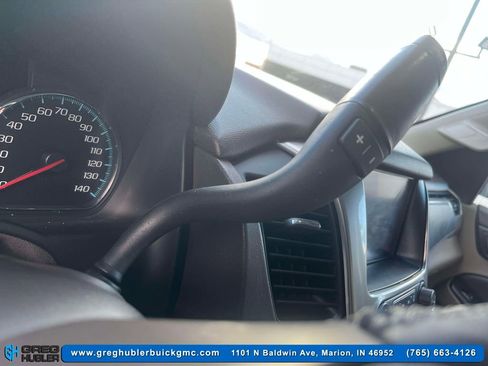 Used 2018 Chevrolet Suburban Premier image 18