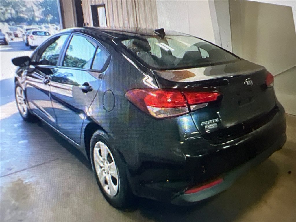 Used 2018 Kia Forte LX w/ LX Popular Package FWD image 2