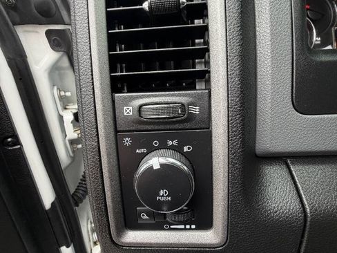 Used 2020 RAM 1500 Tradesman w/ SXT Plus Group AWD/4WD image 18