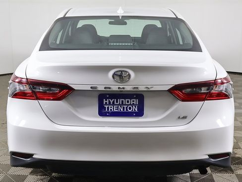 Used 2024 Toyota Camry LE image 9