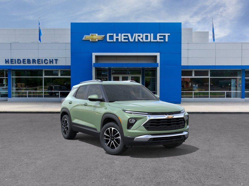 New 2026 Chevrolet TrailBlazer LT FWD image 1