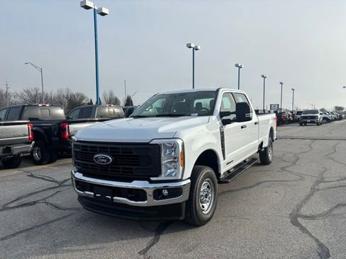 New 2026 Ford F250 XL w/ XL Chrome Package image 9