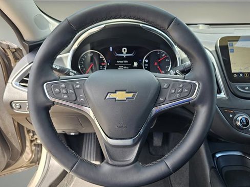 Used 2024 Chevrolet Malibu LT image 19