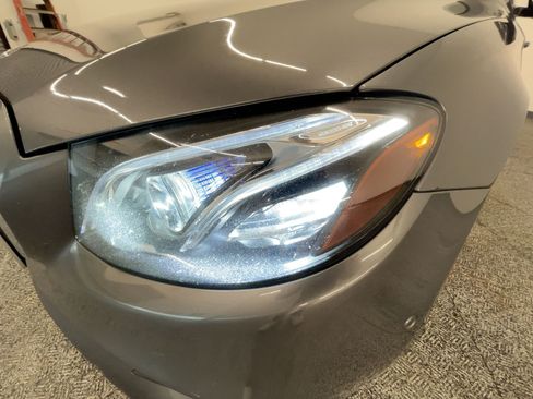 Used 2018 Mercedes-Benz E 300 4MATIC image 10