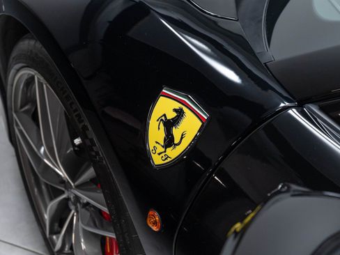 Used 2016 Ferrari 488 Spider RWD image 33