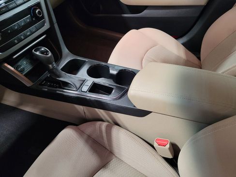 Used 2016 Hyundai Sonata SE FWD image 26