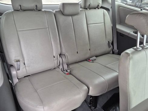 Used 2020 Toyota Sienna LE FWD image 9