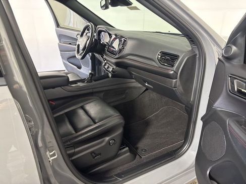 Certified 2023 Dodge Durango GT image 30