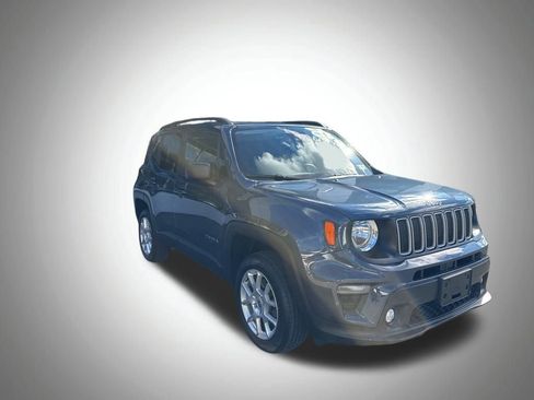 Used 2022 Jeep Renegade Latitude w/ Convenience Group image 7