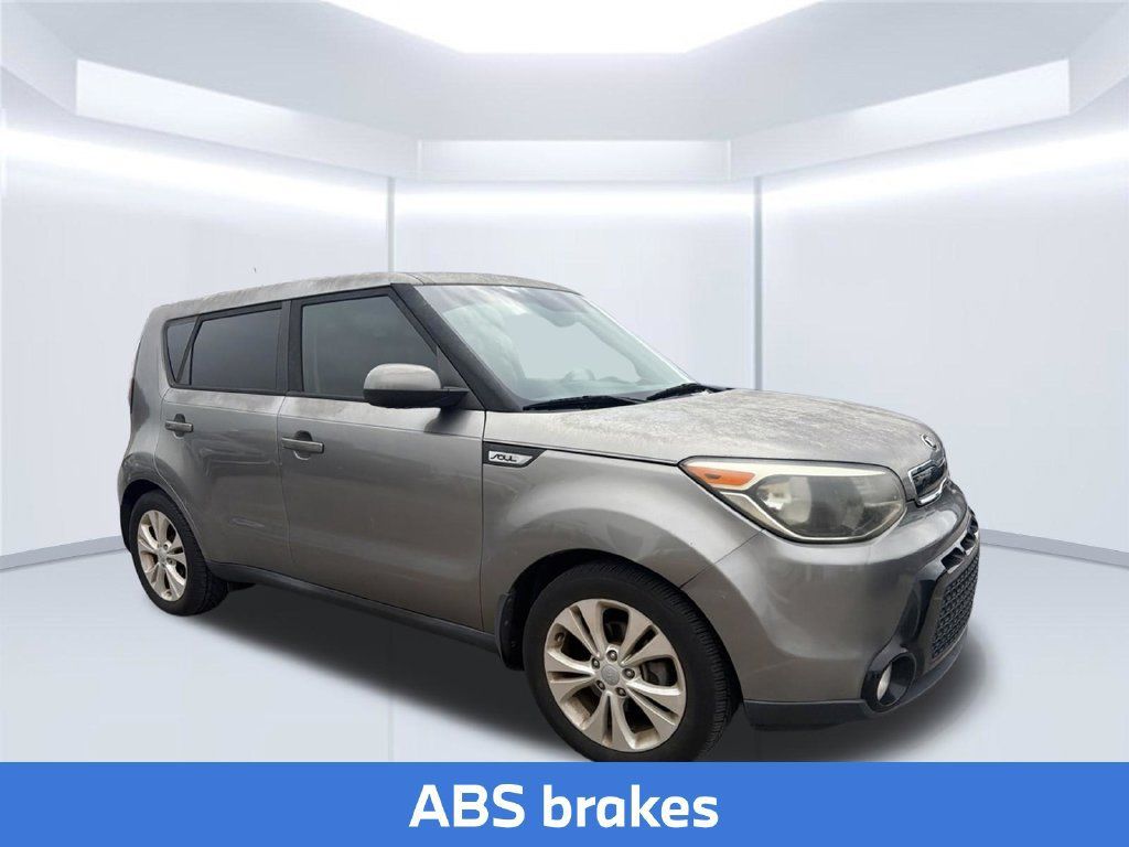 Used 2016 Kia Soul + FWD image 6