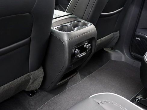 New 2026 Buick Enclave Preferred w/ LPO, Floor Liner Package AWD/4WD image 14