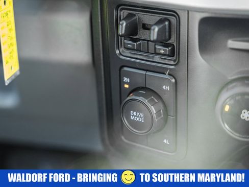 Certified 2024 Ford F350 XLT image 32