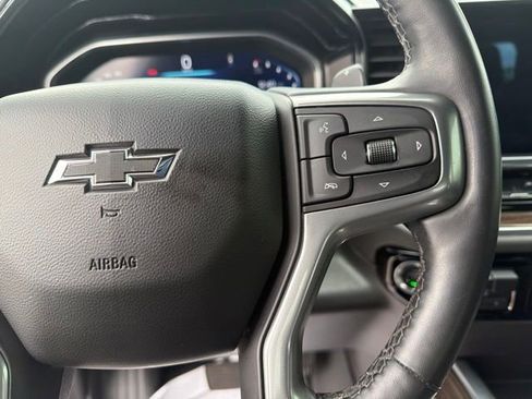Used 2024 Chevrolet Silverado 1500 LT Trail Boss w/ Convenience Package II AWD/4WD image 25
