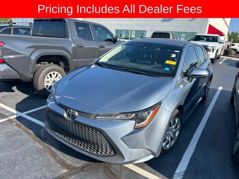 Used 2020 Toyota Corolla LE FWD image 10