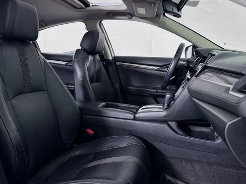 Used 2019 Honda Civic EX-L image 6