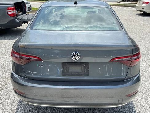 Used 2021 Volkswagen Jetta S FWD image 2