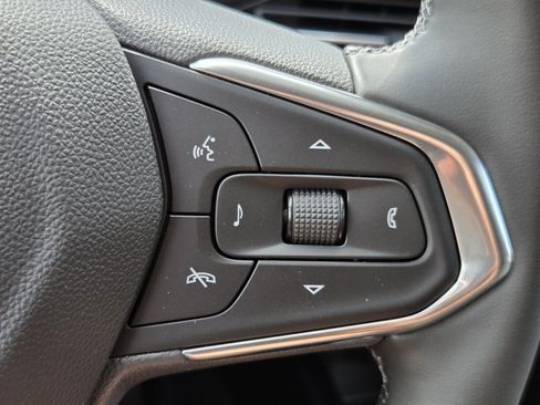 New 2026 Chevrolet Trax LT w/ Midnight Edition FWD image 14
