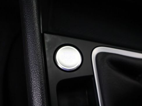 Used 2024 Volkswagen Jetta SE FWD image 41