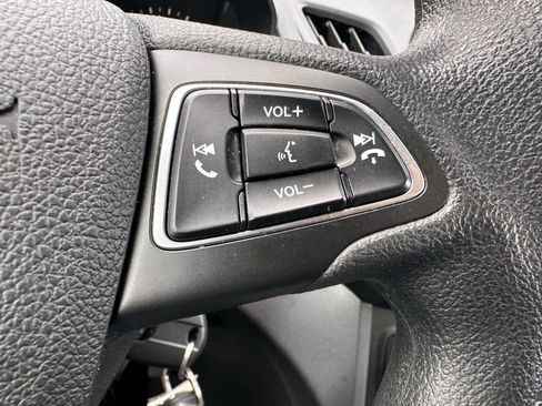 Used 2018 Ford Escape SE w/ SE Sync 3 Package AWD/4WD image 18
