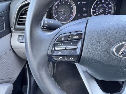 Used 2020 Hyundai Elantra Value Edition FWD image 16