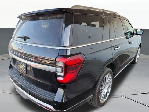 Used 2022 Ford Expedition Platinum image 6