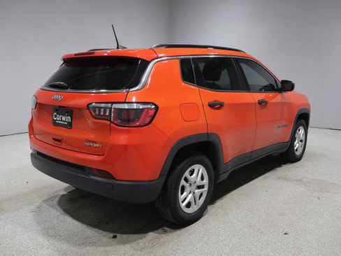 Used 2020 Jeep Compass Sport FWD image 2