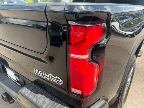Used 2024 Chevrolet Silverado 2500 High Country w/ High Country Premium Package AWD/4WD image 47