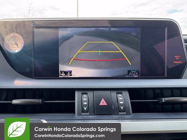 Used 2019 Lexus ES 300h FWD image 20