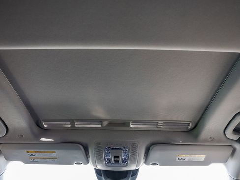 Certified 2025 Mercedes-Benz GLE 450e GLE 450e image 16