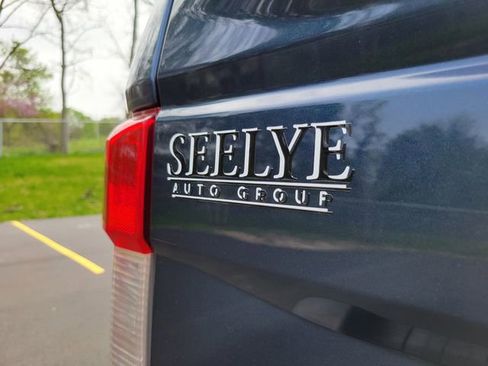 Used 2017 Ford F250 XLT w/ XLT Premium Package AWD/4WD image 27