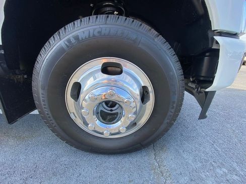 New 2026 Ford F350 Platinum image 28