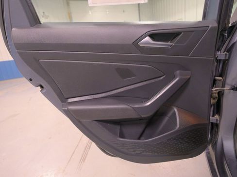 Used 2021 Volkswagen Jetta SE image 22