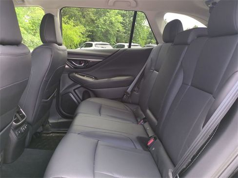 Used 2022 Subaru Outback Limited image 14