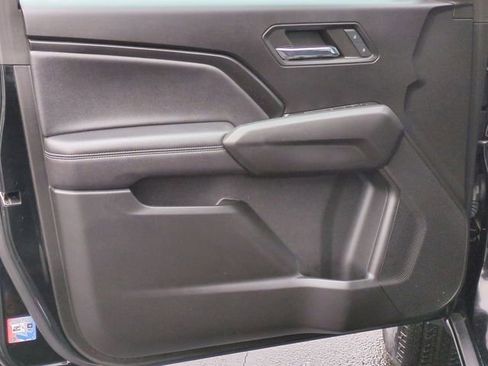 Used 2023 Chevrolet Colorado LT w/ LT Convenience Package image 22