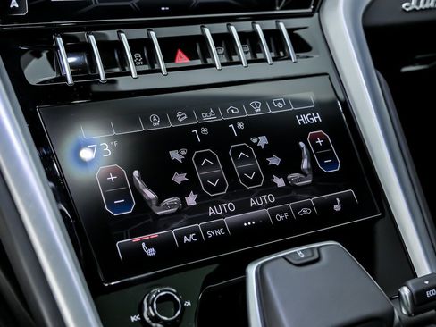 Used 2020 Lamborghini Urus image 38