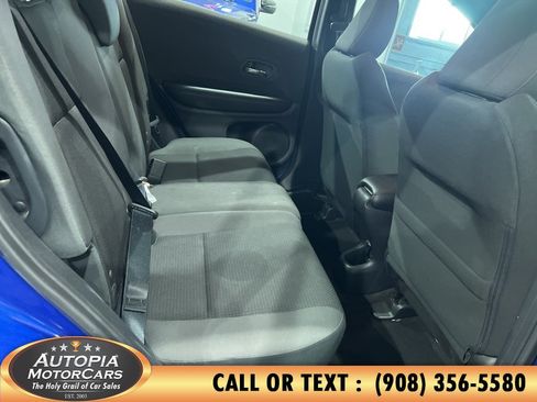 Used 2019 Honda HR-V Sport image 18