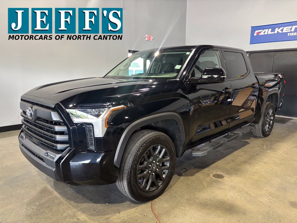 Used 2024 Toyota Tundra SR5 w/ SR5 Convenience Package AWD/4WD image 1