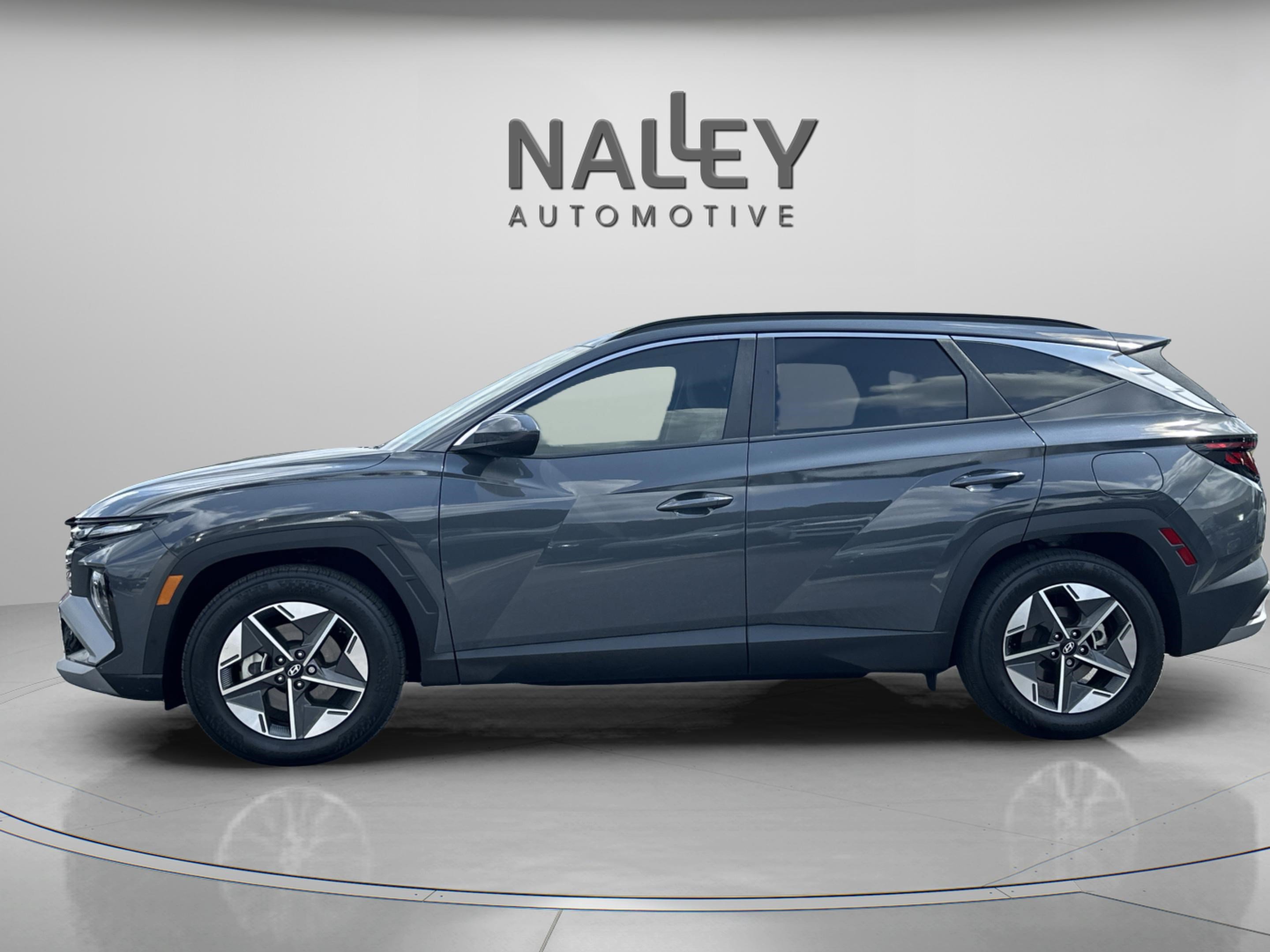 New 2025 Hyundai Tucson SEL FWD image 3
