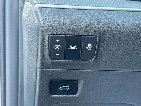 Used 2023 Kia K5 LXS image 27