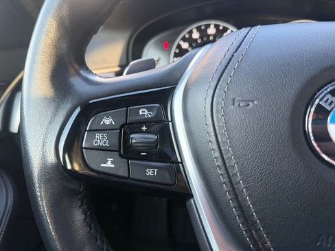 Used 2019 BMW 530i xDrive image 18