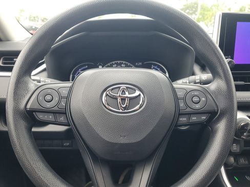 Certified 2025 Toyota RAV4 XLE image 23